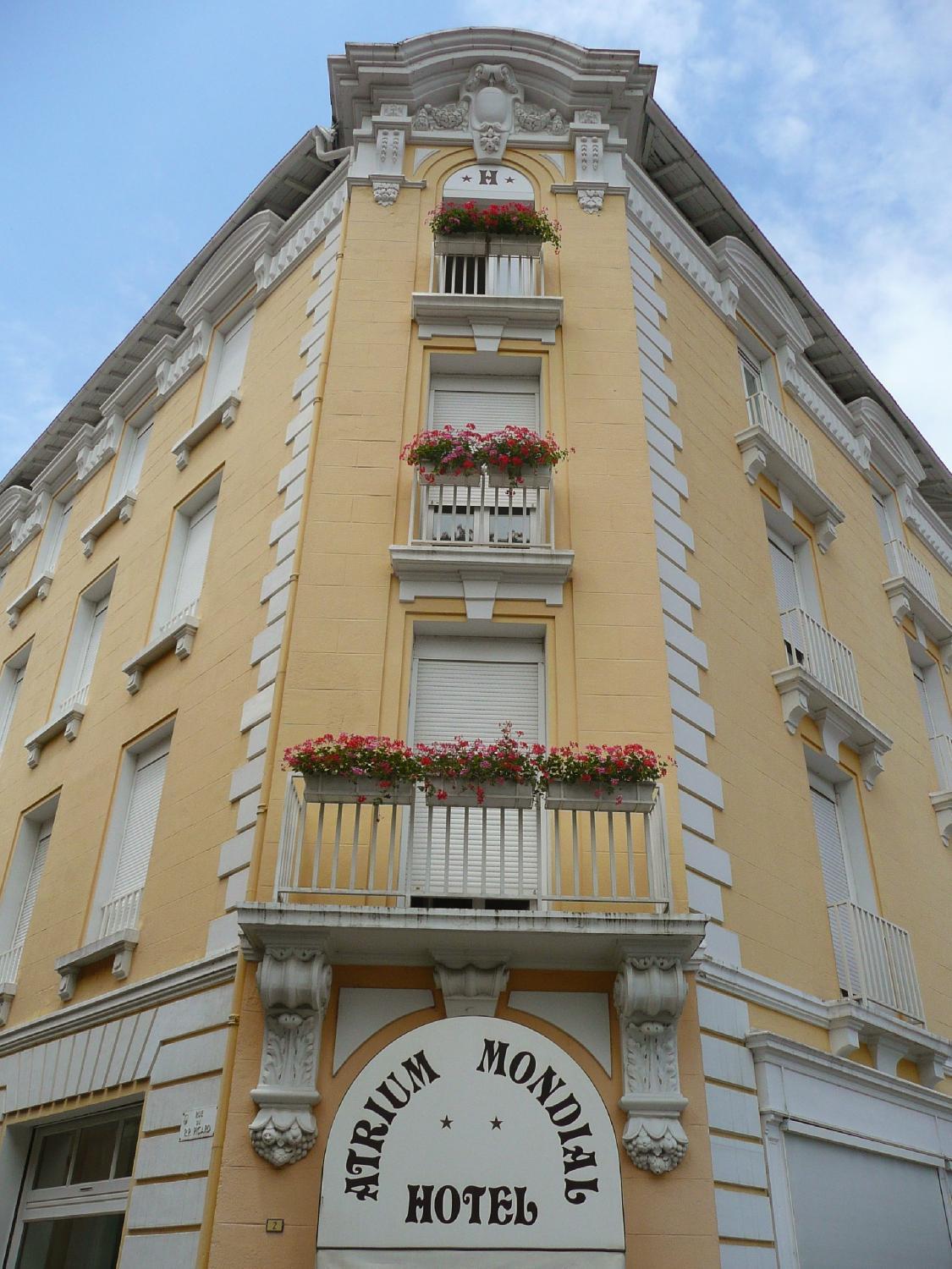 Hotel Atrium Лурд Экстерьер фото