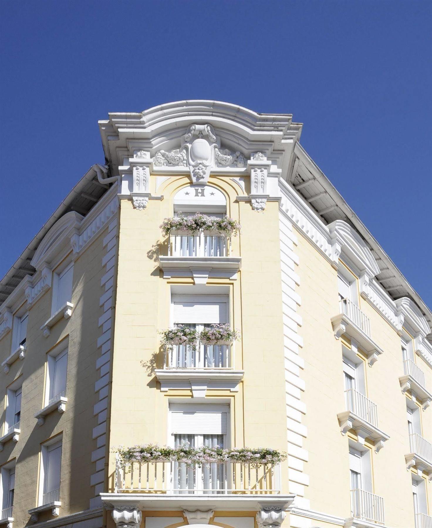 Hotel Atrium Лурд Экстерьер фото